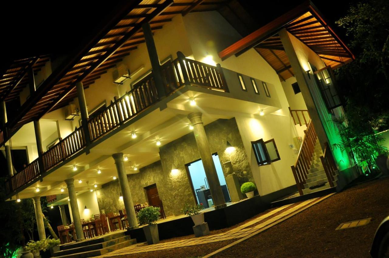 Canal Villa Bentota Exterior photo